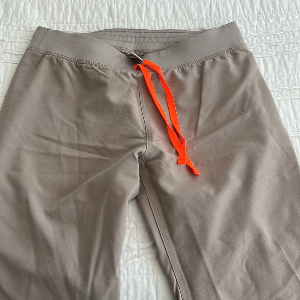 Figs medium tall scrubs pants